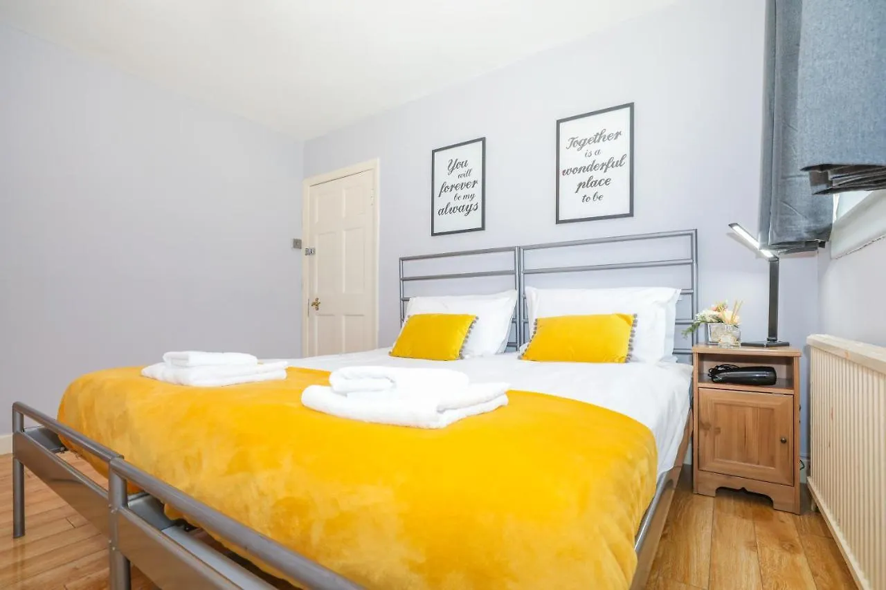 Beautiful 4 Bedroom Cottage - Ideal Location - Free Parking Εδιμβούργο Σπίτι διακοπών