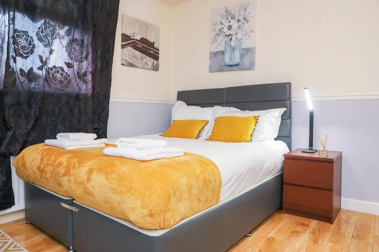 Beautiful 4 Bedroom Cottage - Ideal Location - Free Parking Εδιμβούργο 0*,